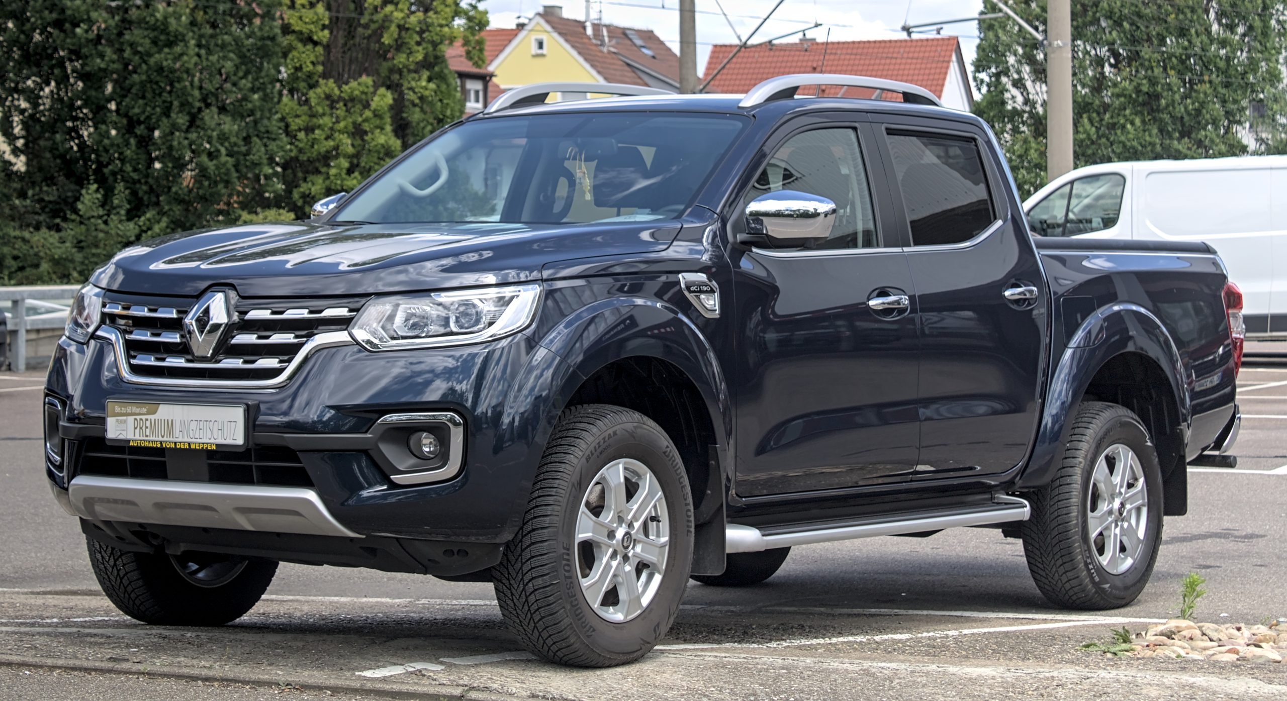 Discovering the Distinctive Vehicles in the No-Reserve Renault Heritage Auction, Featuring the Six-Wheel Clio Pickup