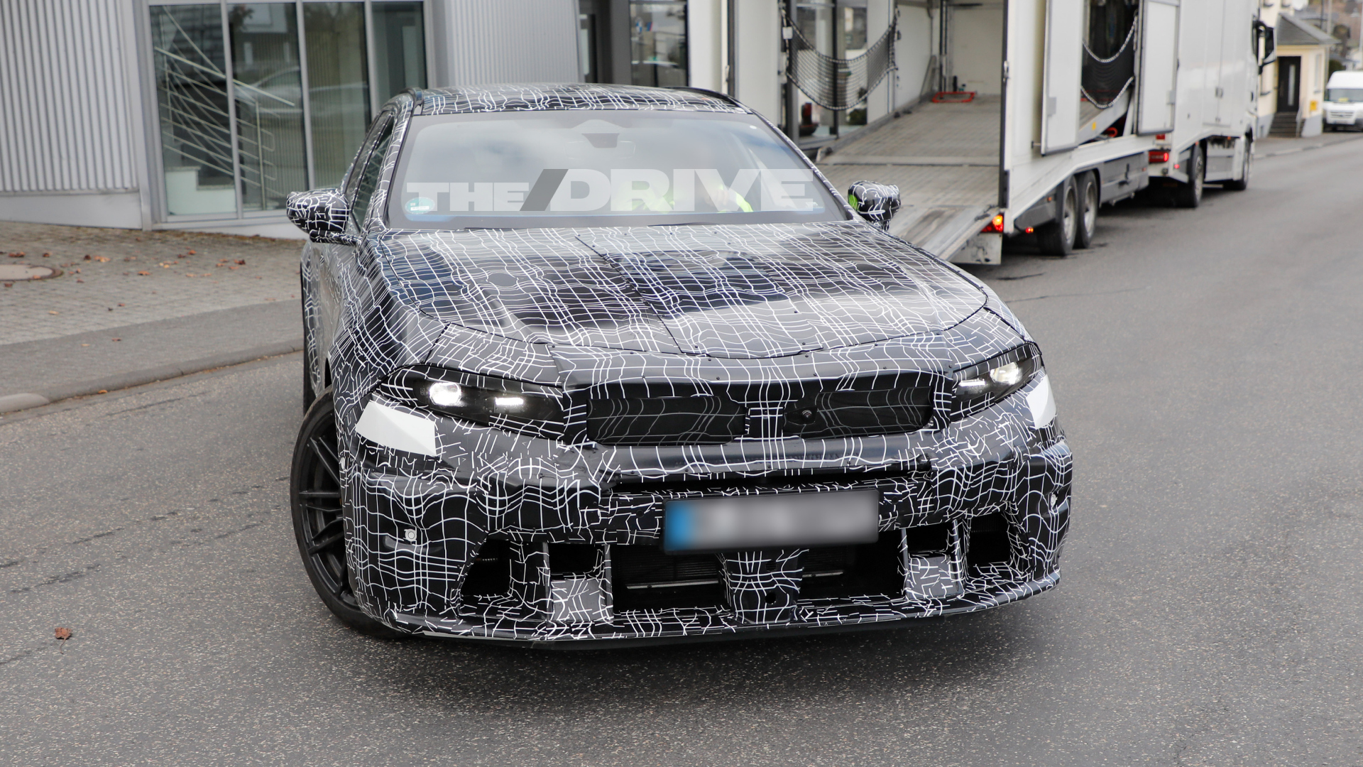 2028 BMW M5 Touring Spotted Testing Next to Existing Model