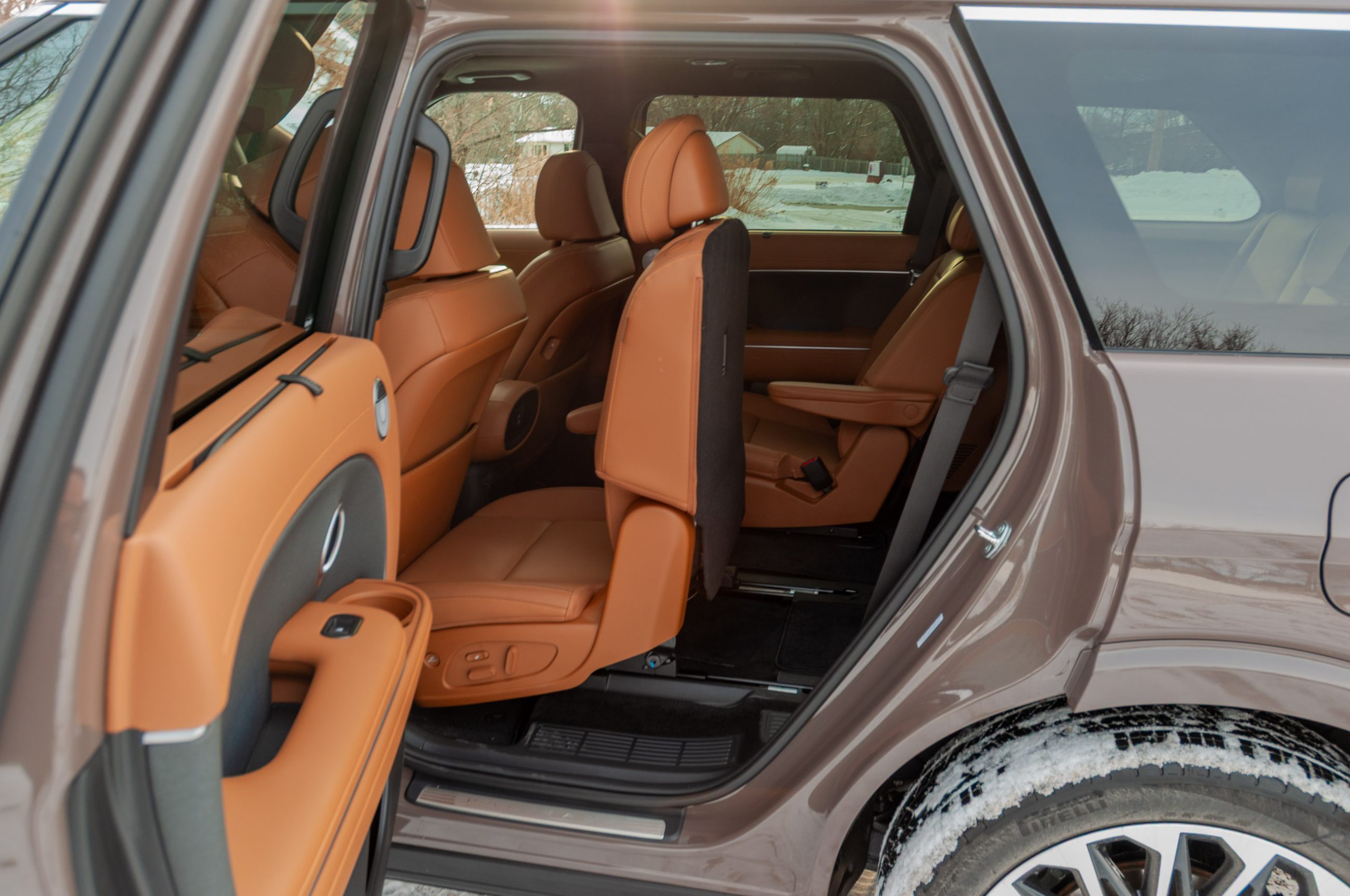 Hyundai Announces Recall and Suspends Sales of 68,500 2026 Palisade Units Due to Power Seat Safety Risk