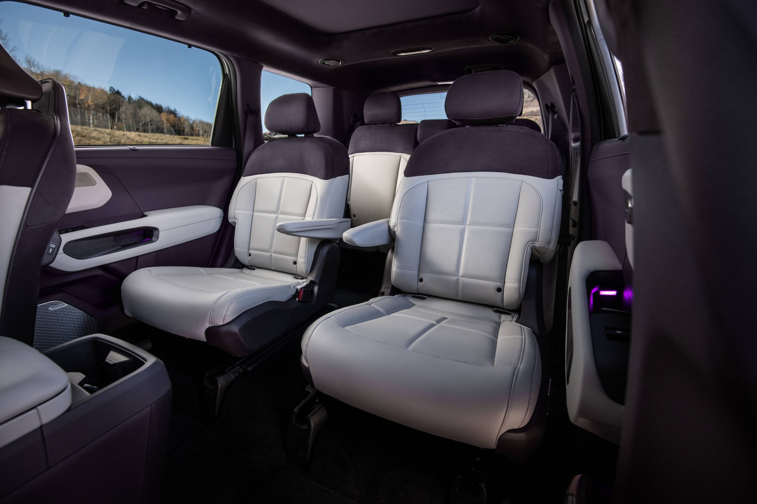 Kia Suspends Sales of Premium Telluride Hybrids Over Safety Issues with Power Seats