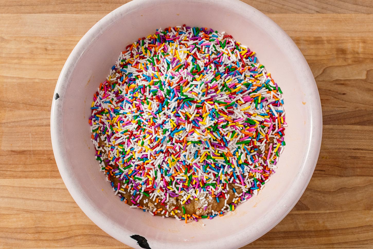 making sprinkle cookies | www.iamafoodblog.com