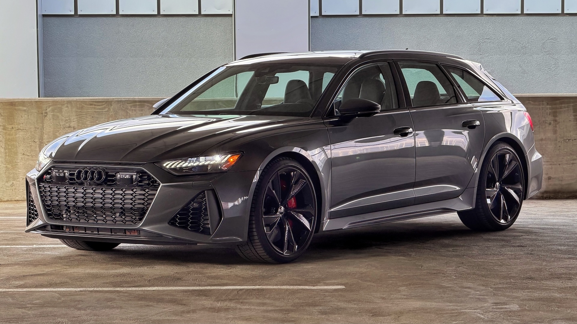 2026 Audi RS6 Avant: Summary of the 621-HP Performance Automobile