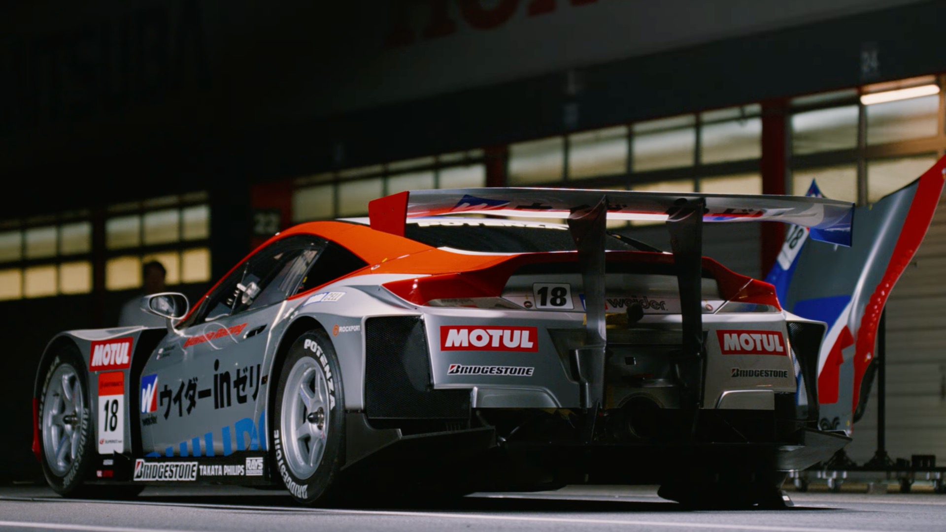 Audio Encounter of Honda's HSV-010 Super GT Racing Automobile