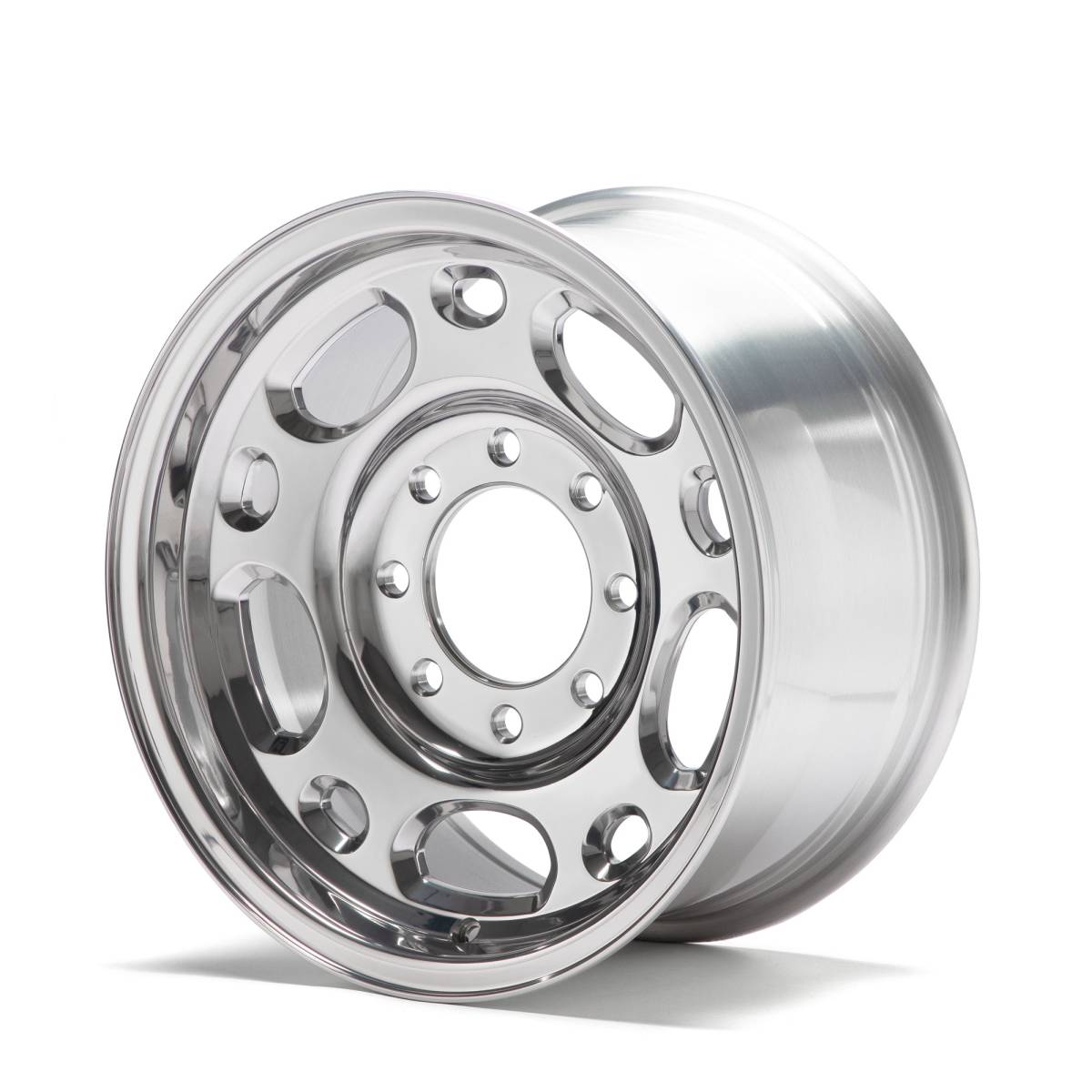 Fab Shop Presents Reproduction of Premium GM Truck Wheels from the 2000s Available for Sale