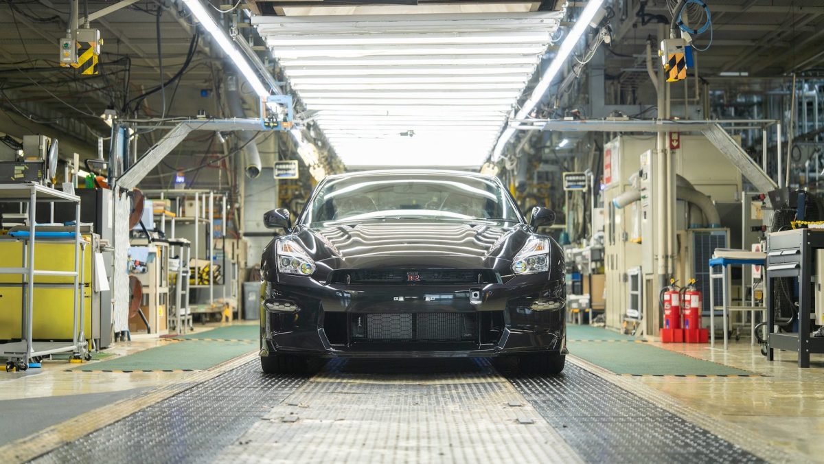 Nissan's New GT-R Set to Incorporate Hybrid Technology, Keep VR38 Engine Block, and Debut by 2030