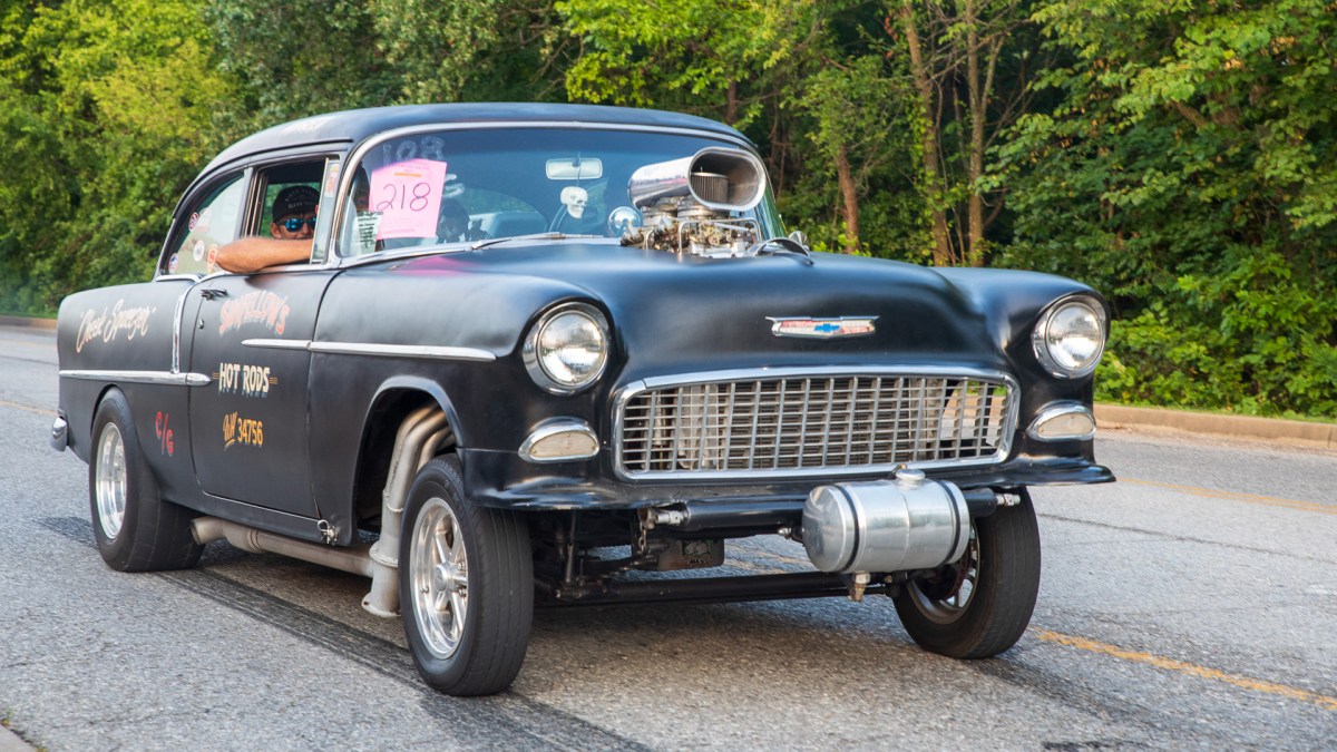 State Bill Targeting Weekday Parking for Collector Vehicles Does Not Succeed