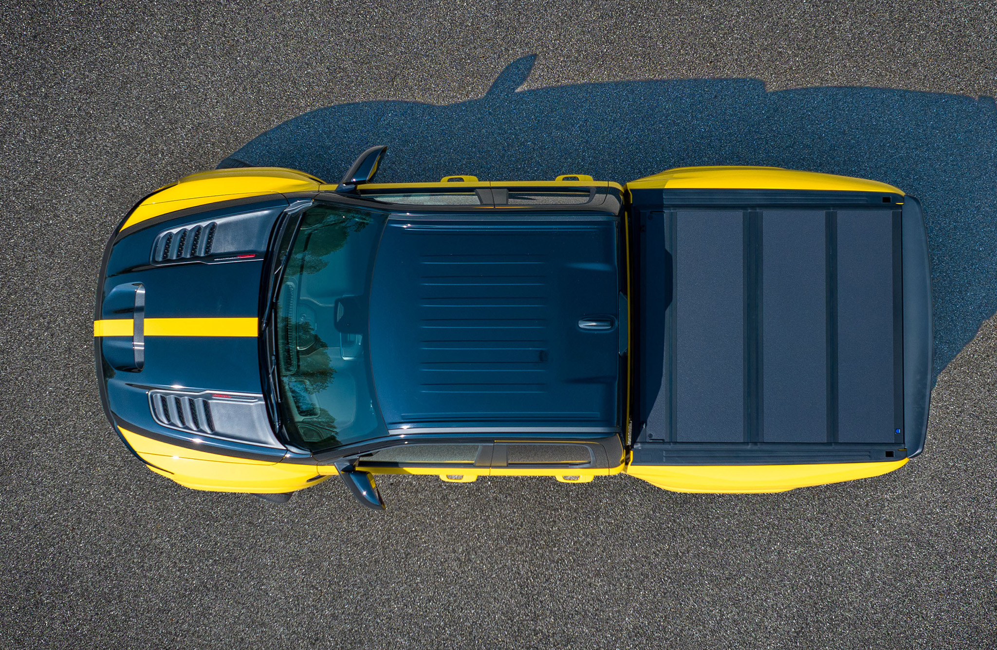 2027 Ram SRT Rumble Bee Revealed: A Small Performance Truck Equipped with a 777-HP V8 Engine