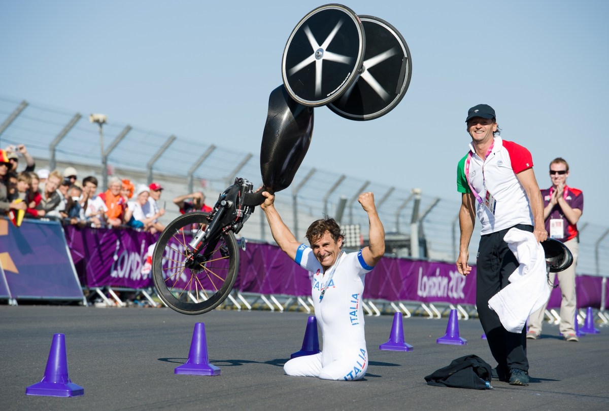 Alex Zanardi, Champion in Racing and Paralympics, Dies at 59