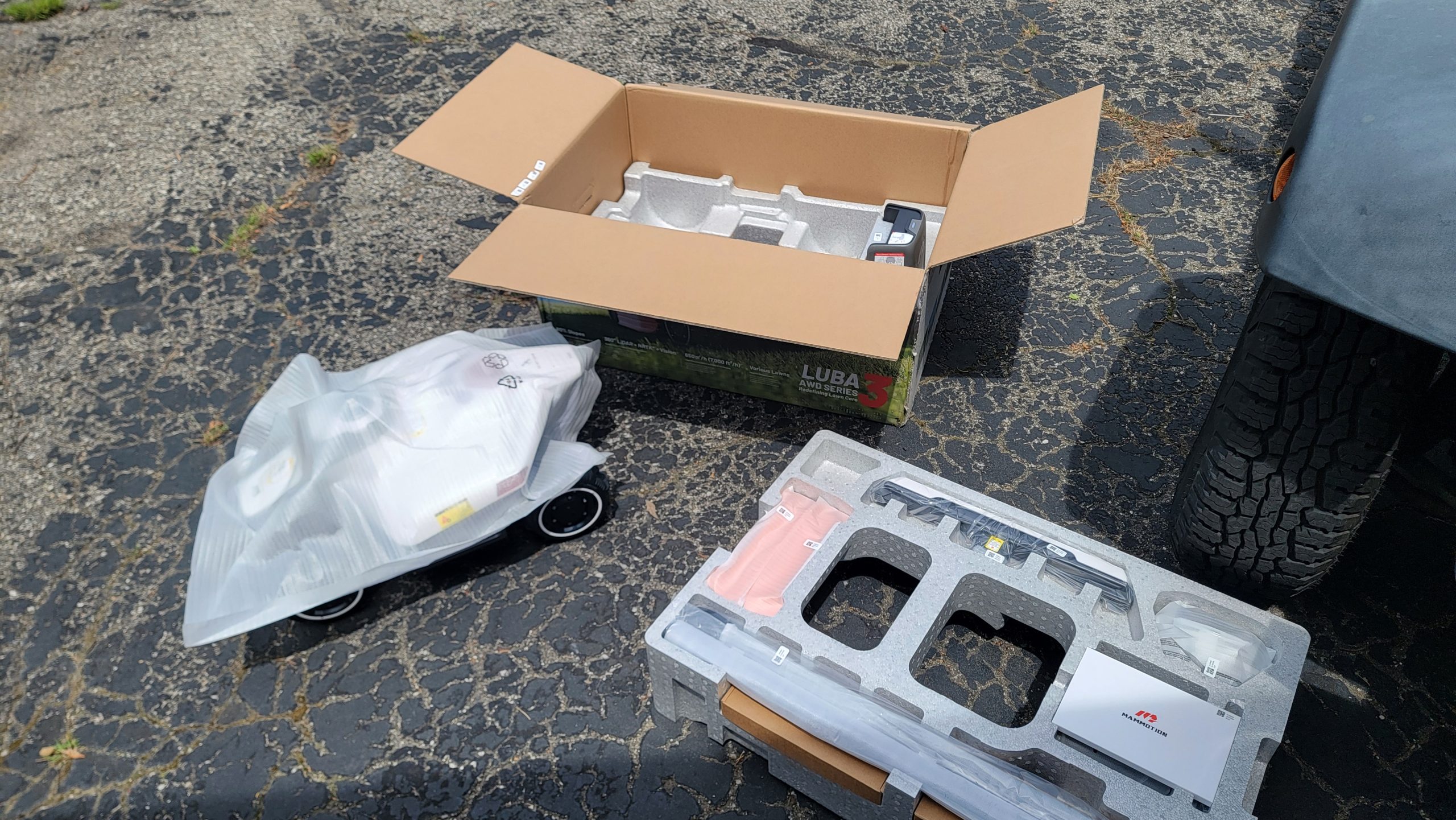 Budget-Friendly Lidar-Equipped Lawn Robot: Presenting the Mammotion Luba 3 AWD 5000H