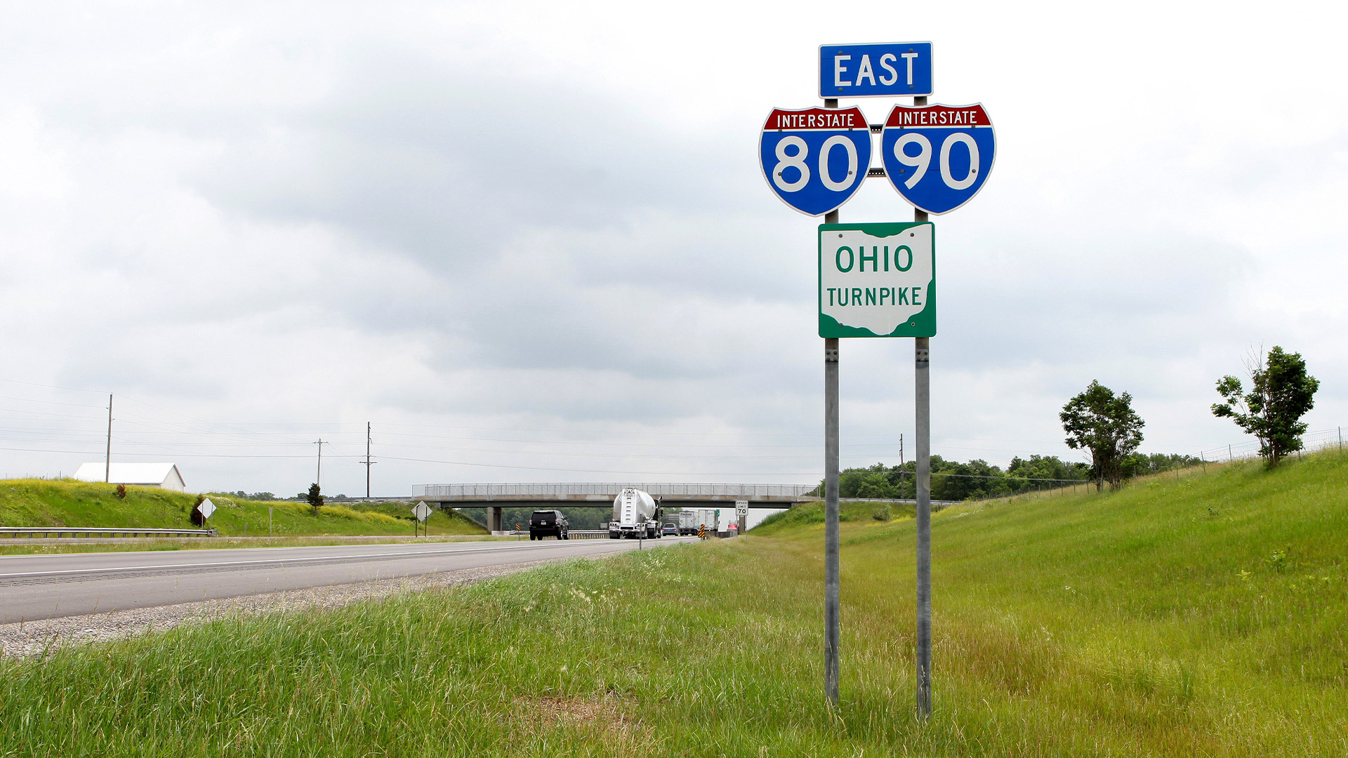 Trucker Charged with Grand Theft for Dodging $22,000 in Tolls