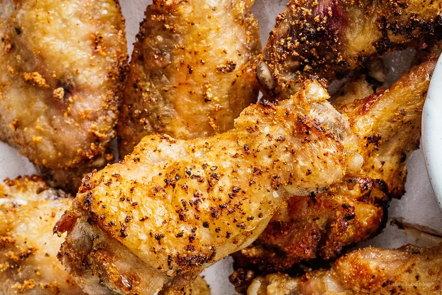 chicken wings in air fryer | www.iamafoodblog.com