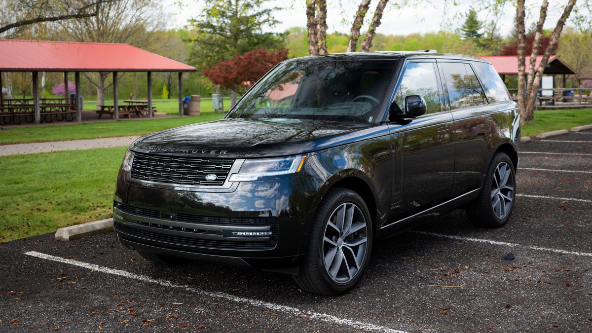 Airbag Supply Problems Hinder Acquisition of New Defender, Discovery, and Range Rover Models