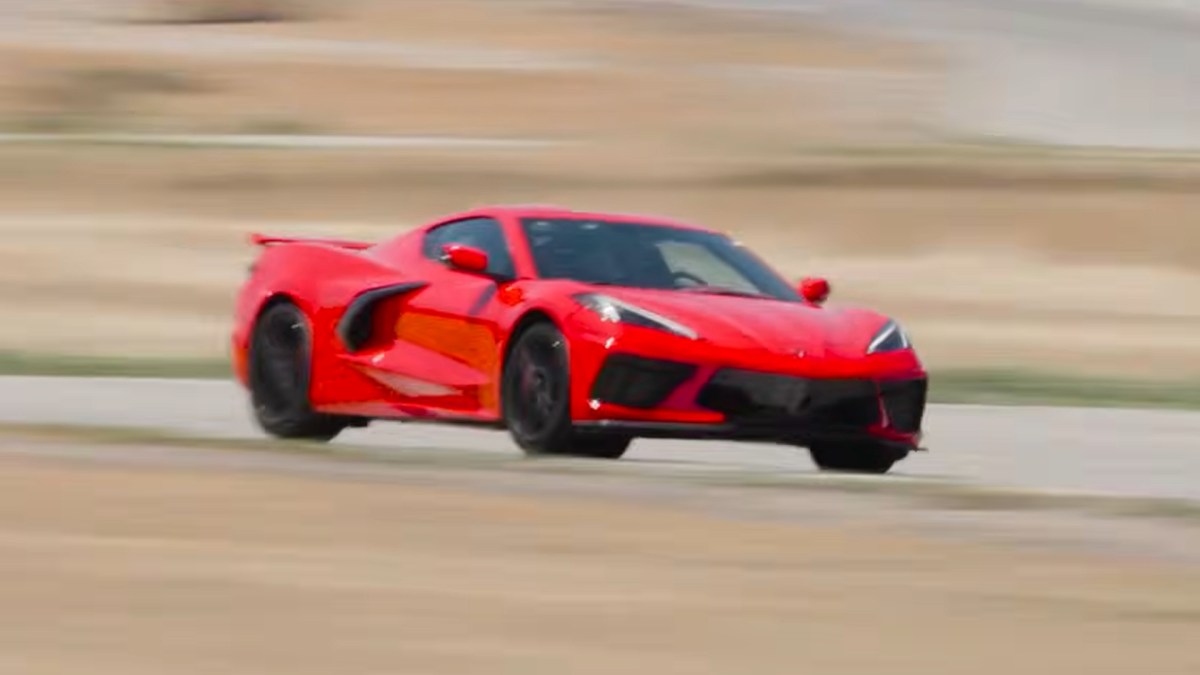 Enhancing Lap Times: The Advantages of Maintaining Traction Control On