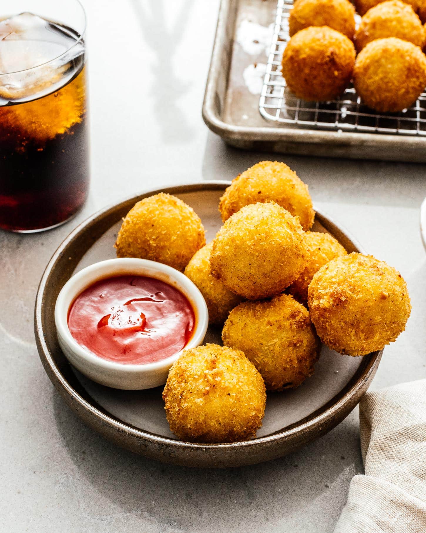 How to make Cheesy Potato Balls | www.iamafoodblog.com