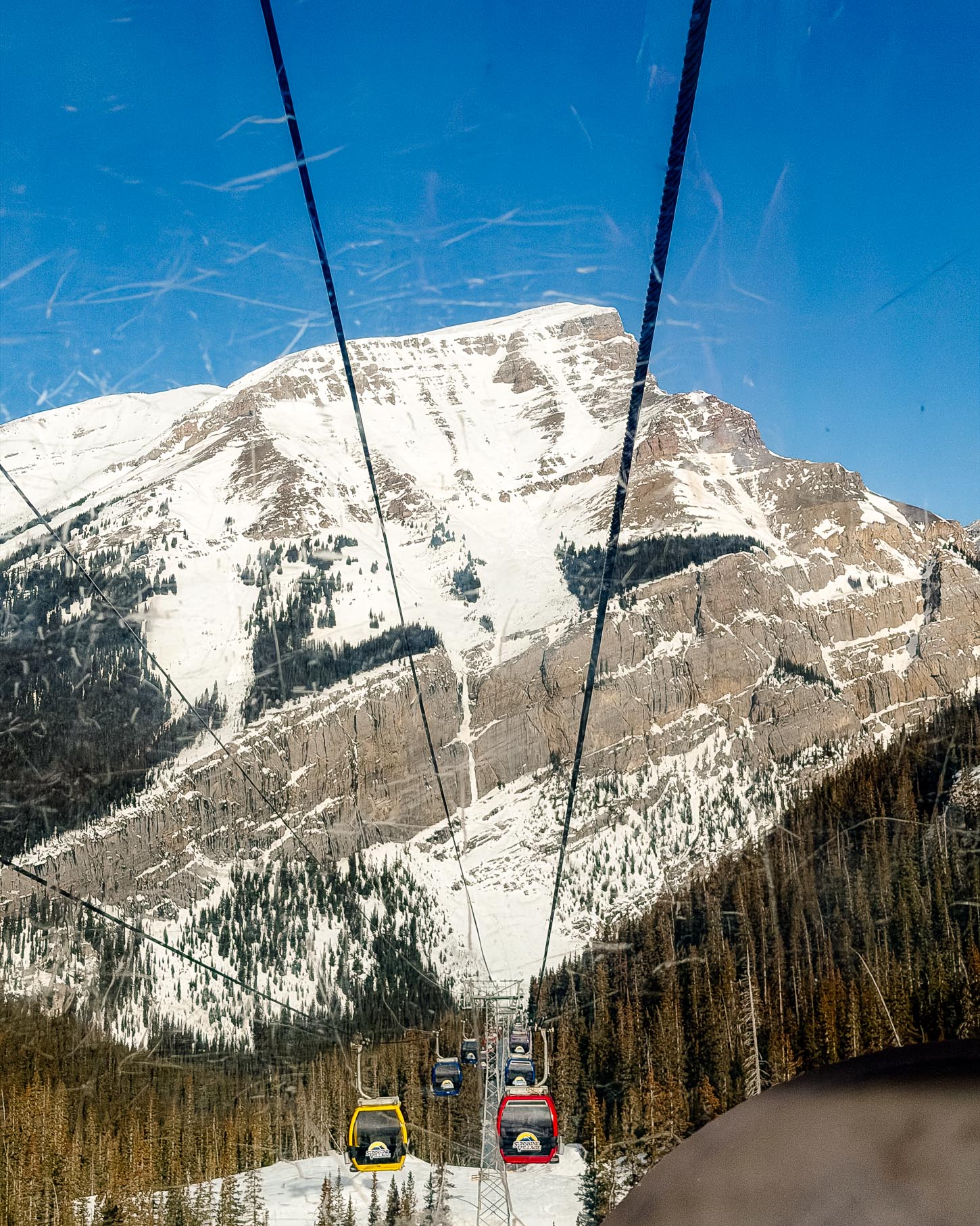 sunshine village gondola | www.iamafoodblog.com