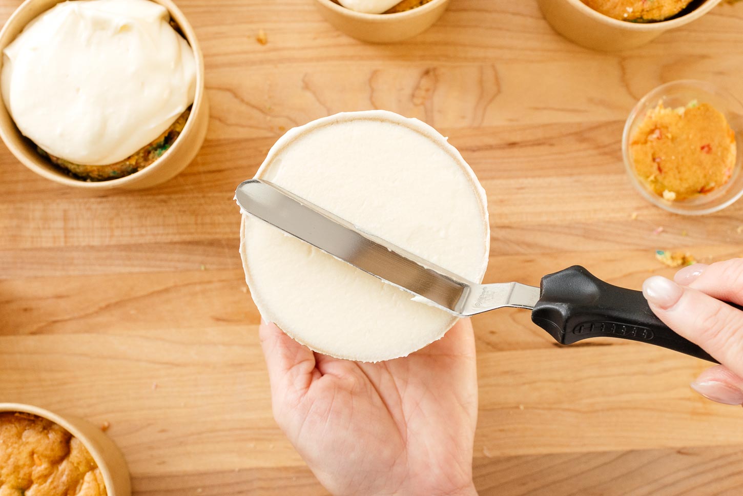 frosting dot cake | www.iamafoodblog.com