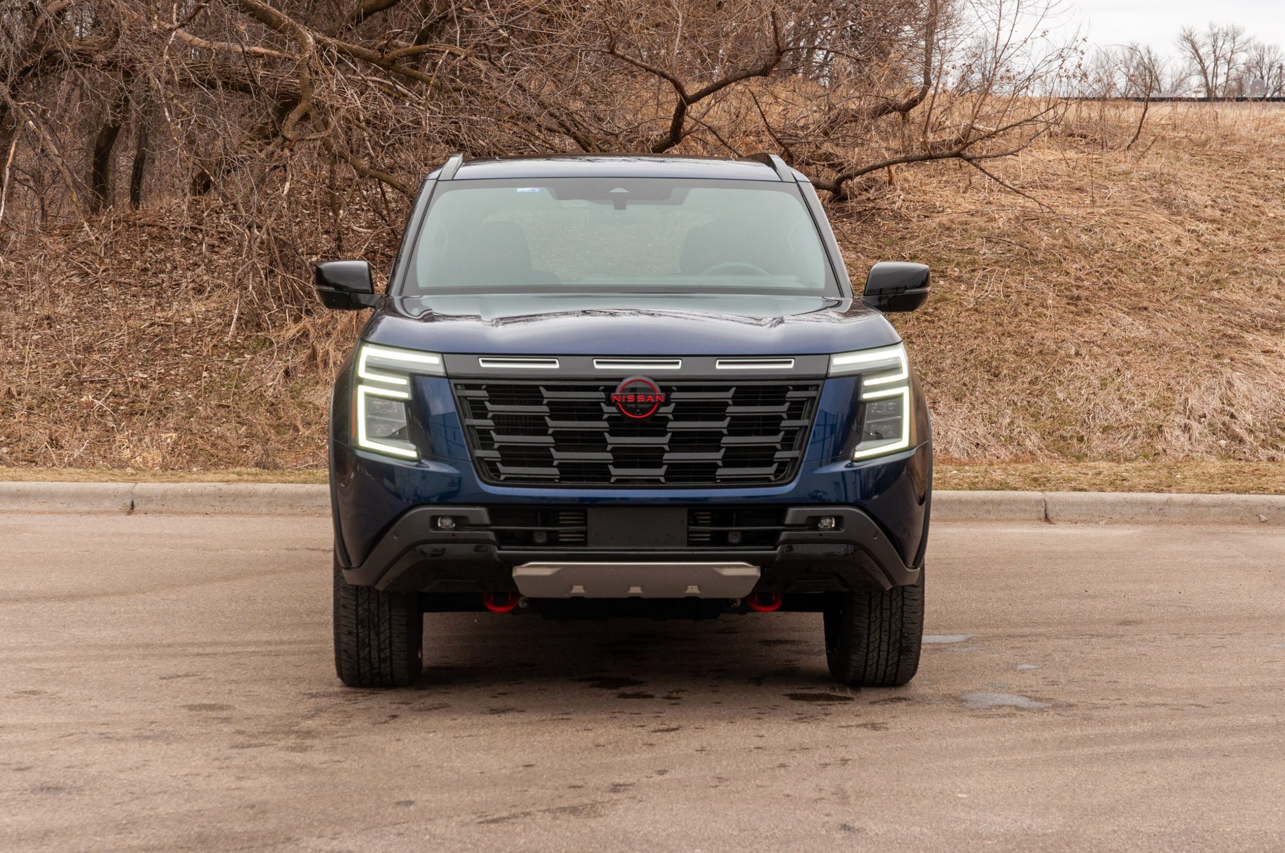 2026 Nissan Armada Pro-4X Evaluation: A Robust Option Against the Toyota Land Cruiser in the United States Market