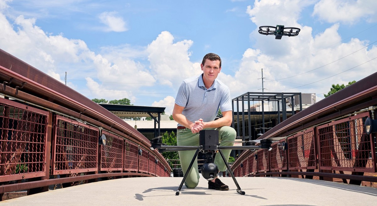 Flock's CEO Plans to Deploy Cameras in Every One of the 17,000 Cities Throughout America