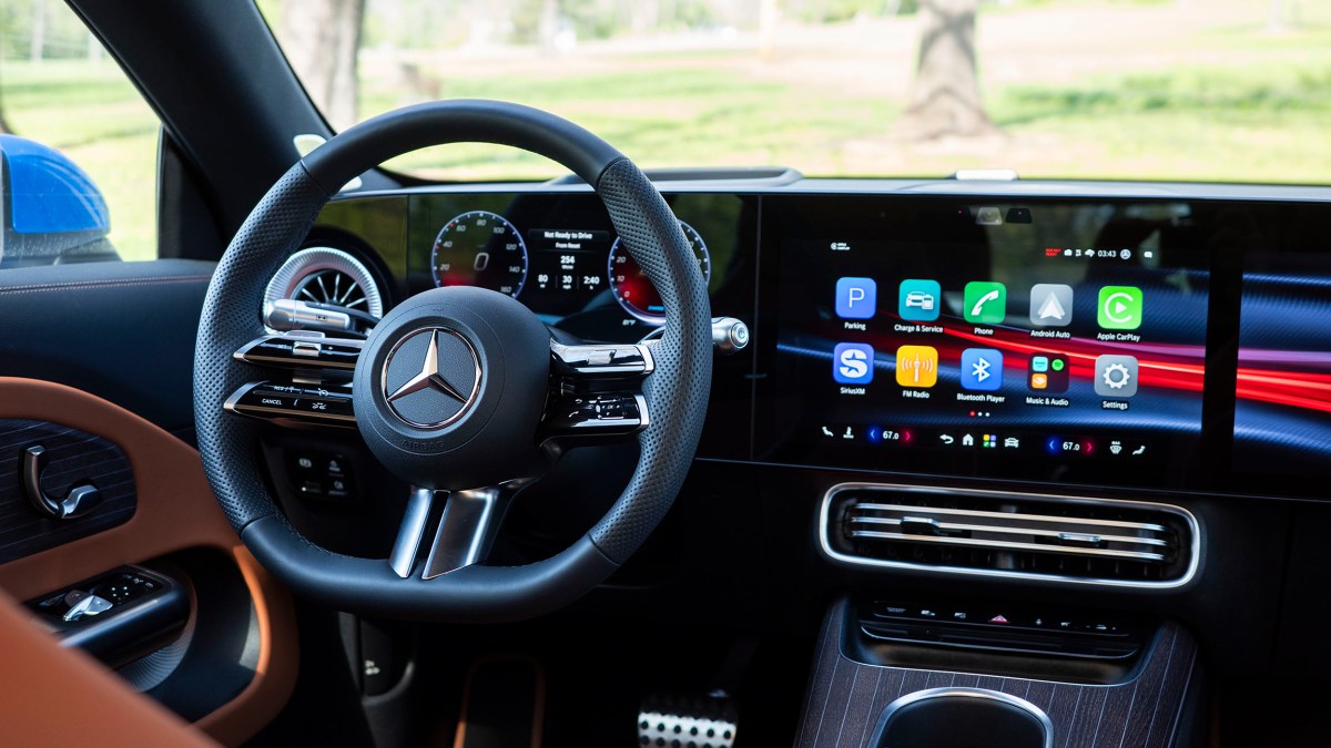 Mercedes CEO Recognizes Error in Understanding Customer Preferences After Elimination of Physical Buttons