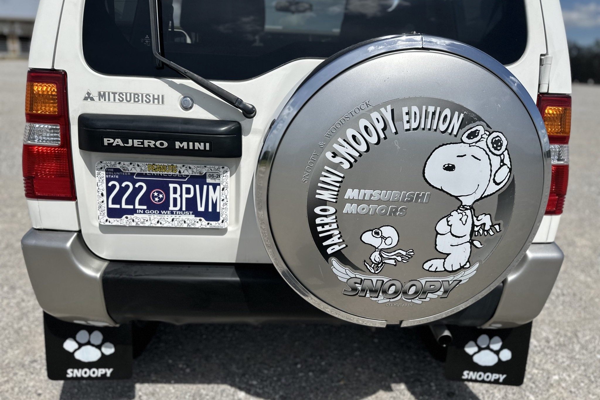 Mitsubishi Pajero Mini: JDM Snoopy Edition from the Factory Overview