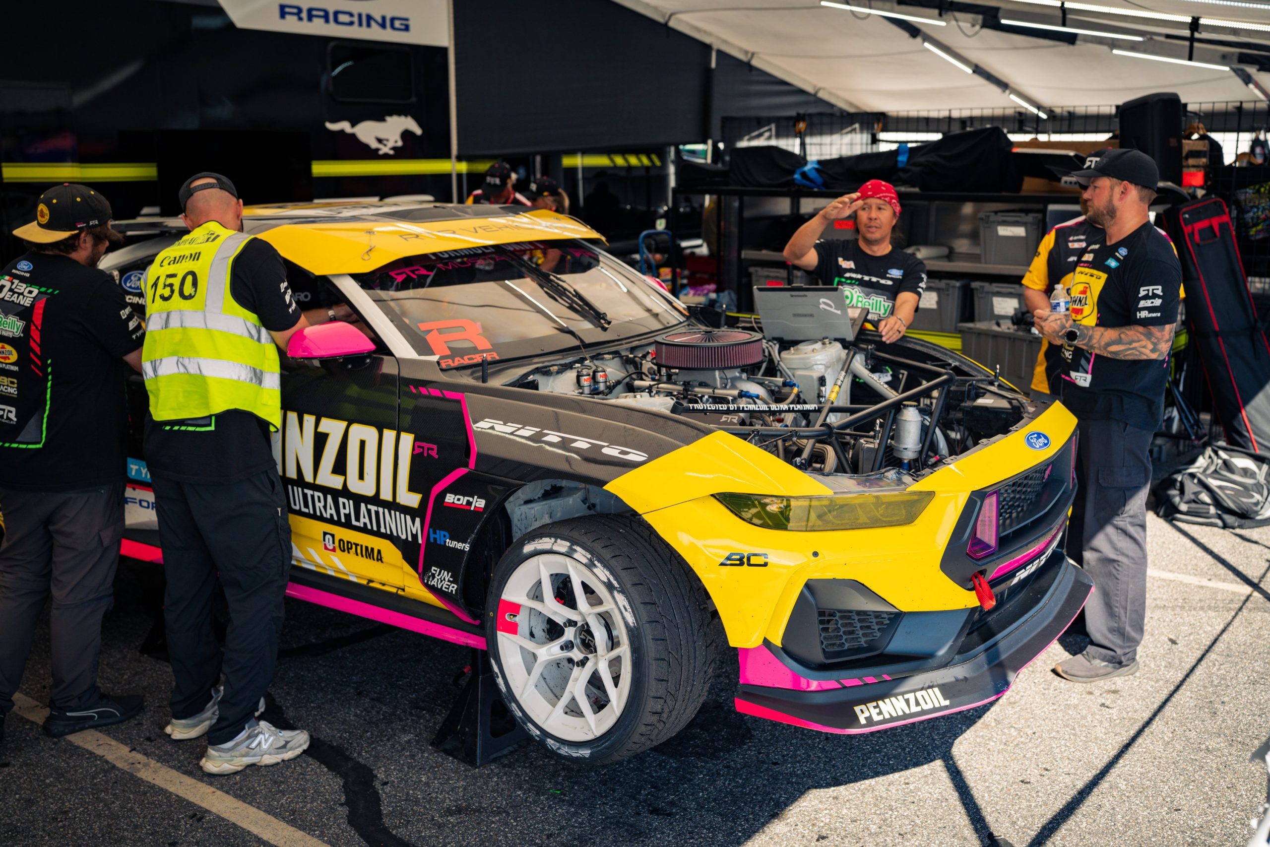 RTR Showcases Expert Methods for Adjusting a Mustang for Formula Drift
