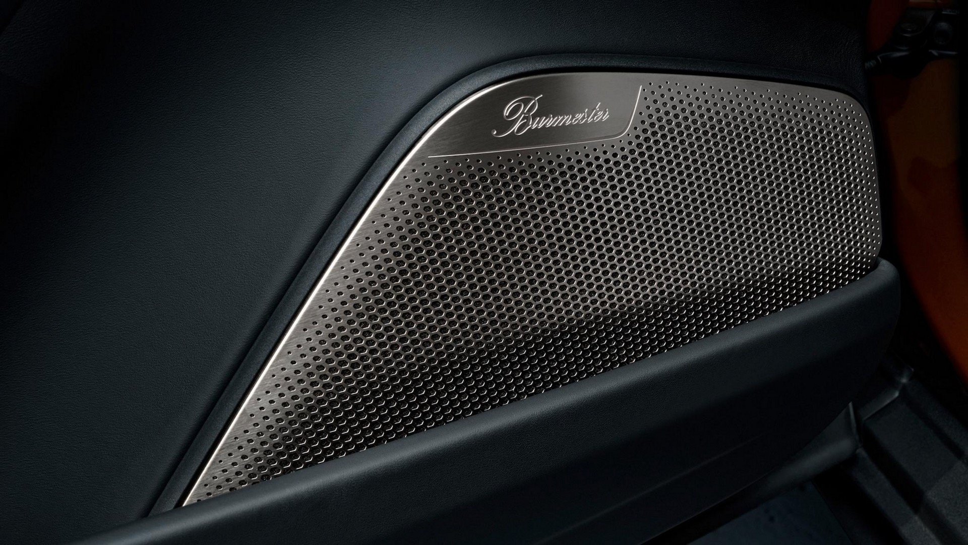 Porsche Advances Weight Minimization Through Improved Sound System Architecture