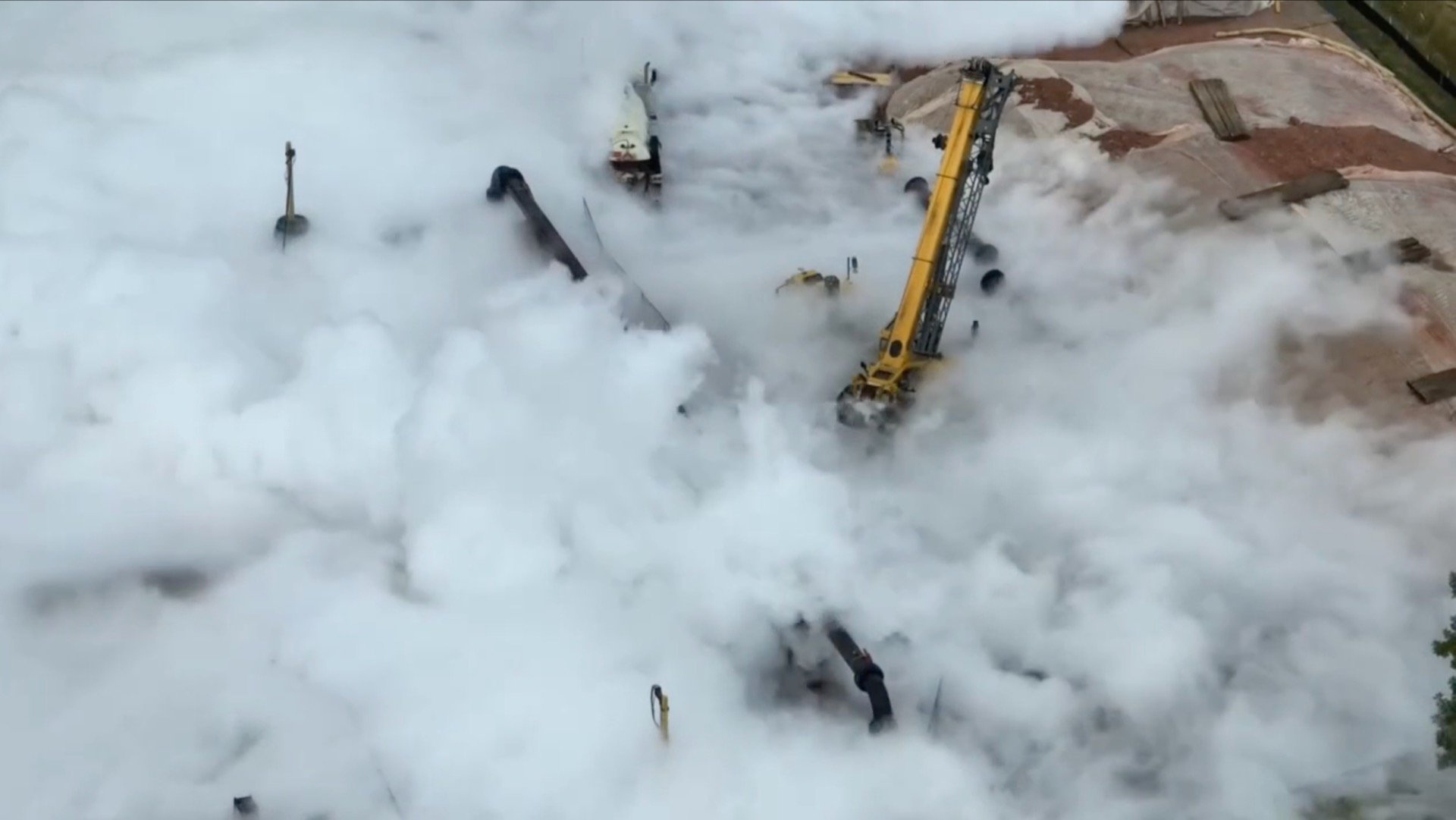 Semi-Truck Crash with Pipeline Results in No-Fly Zone Announcement