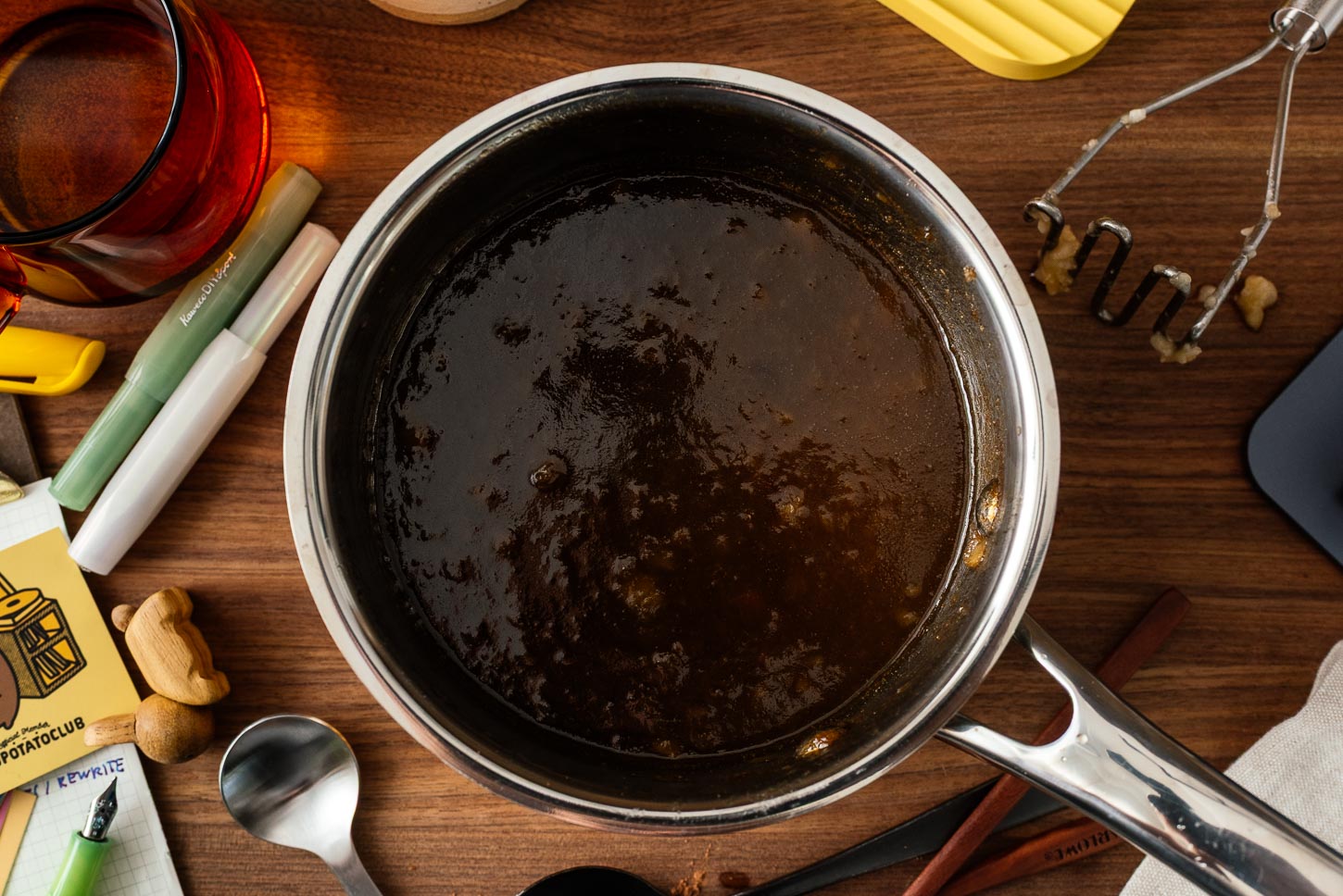 making banana bread syrup