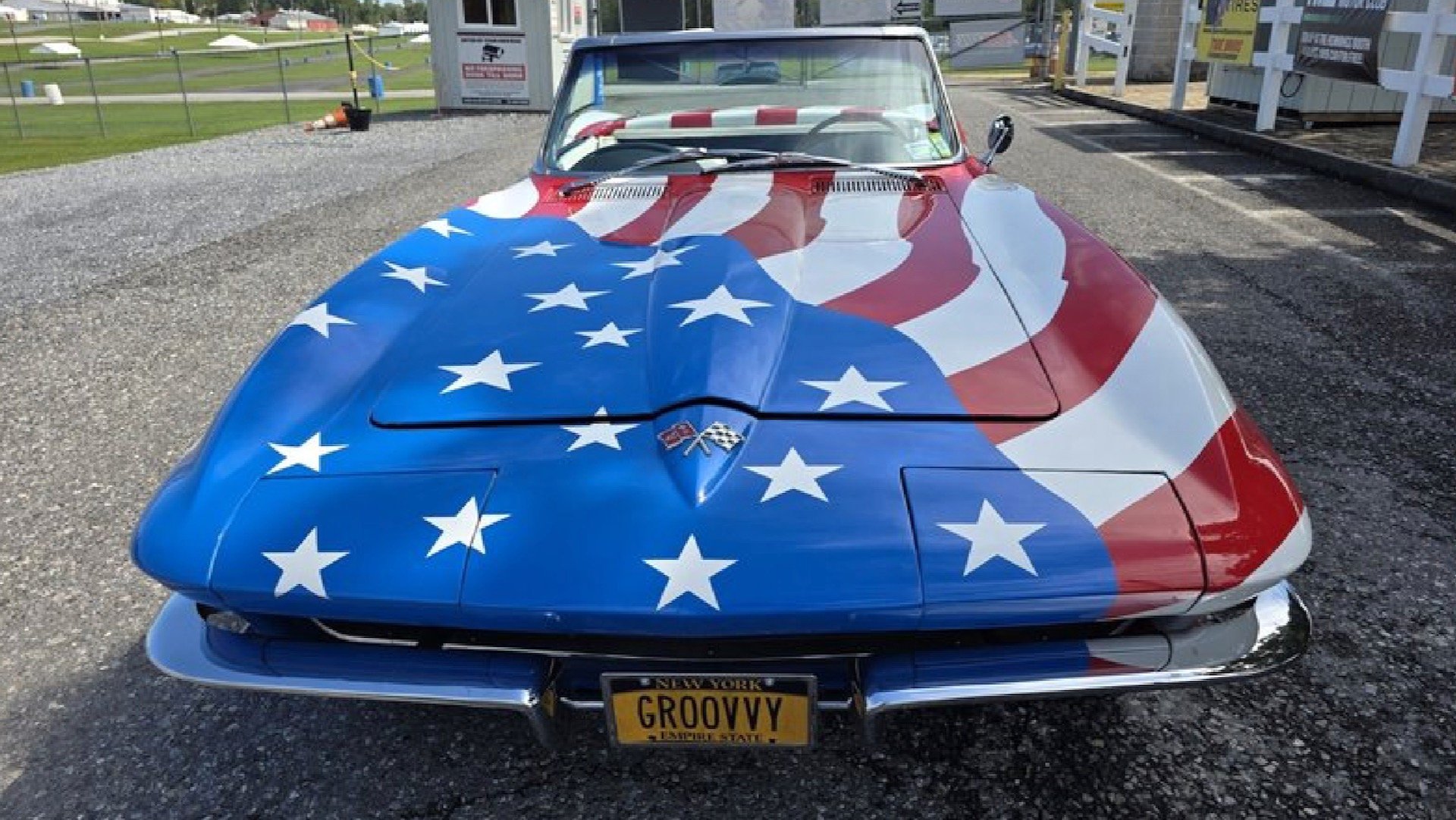 For Sale: Distinctive Patriotic Austin Powers Corvette