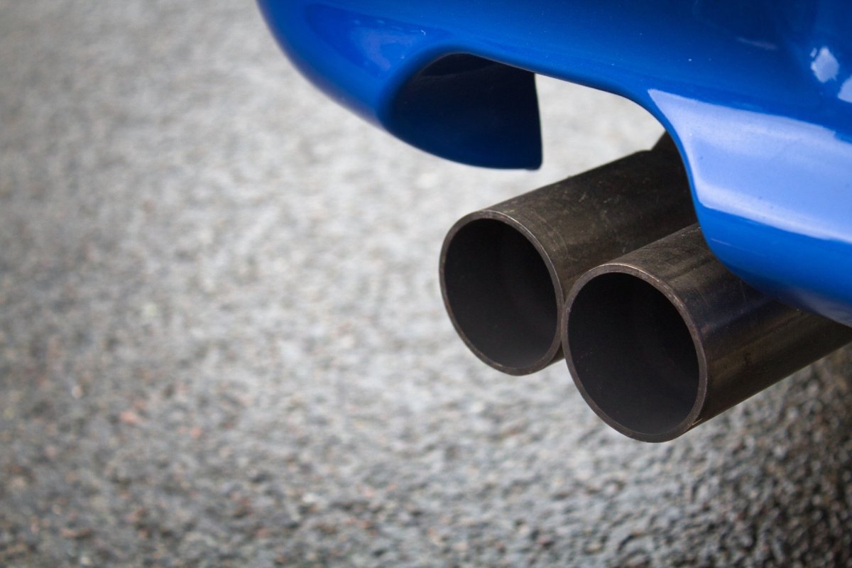 Grasping the Consequences of Present Auto Emissions Deregulation