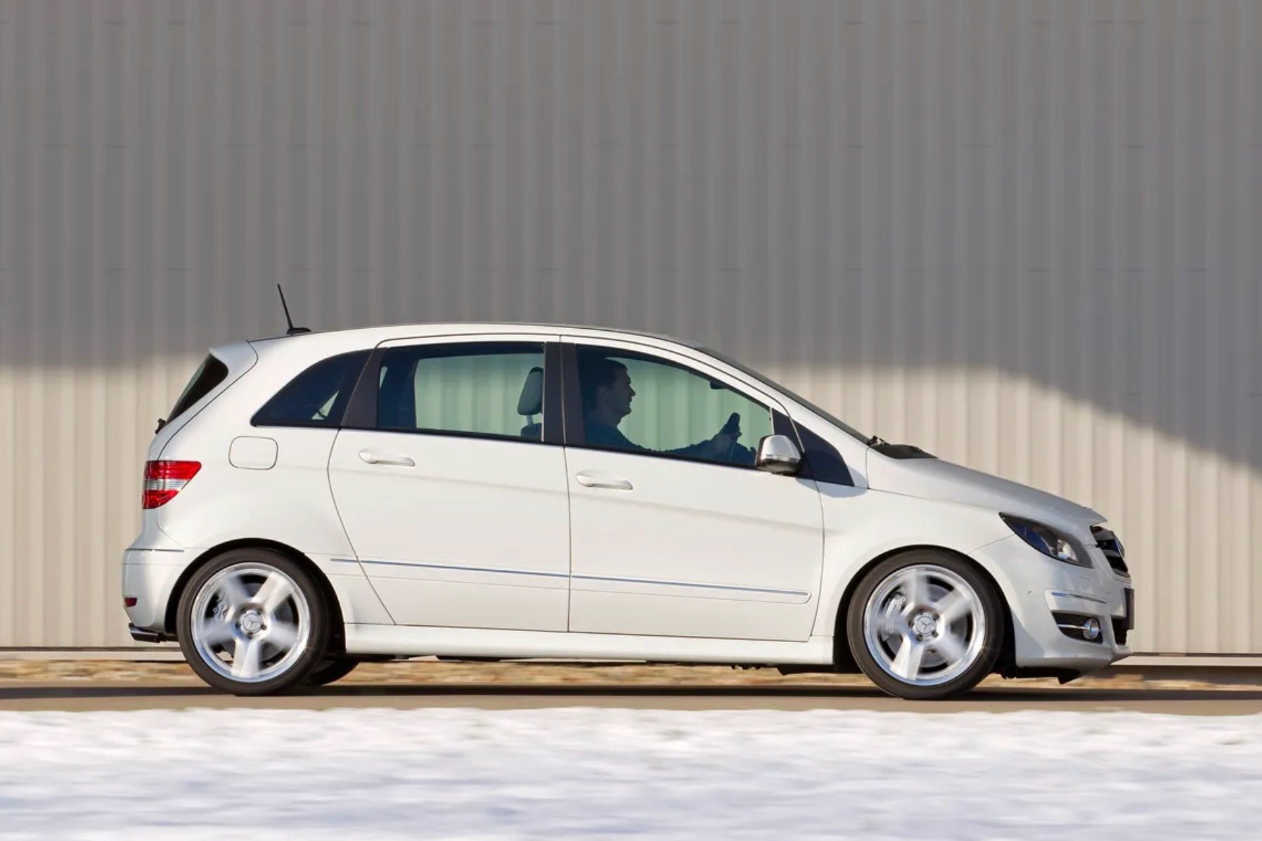 The Creation of a High-Performance V8 Hatchback by Mercedes-Benz Technicians