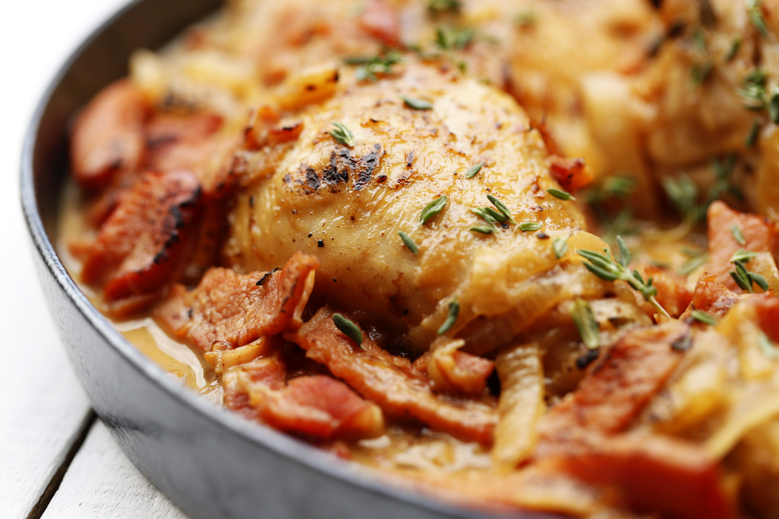 Baked chicken with cider and smoky bacon