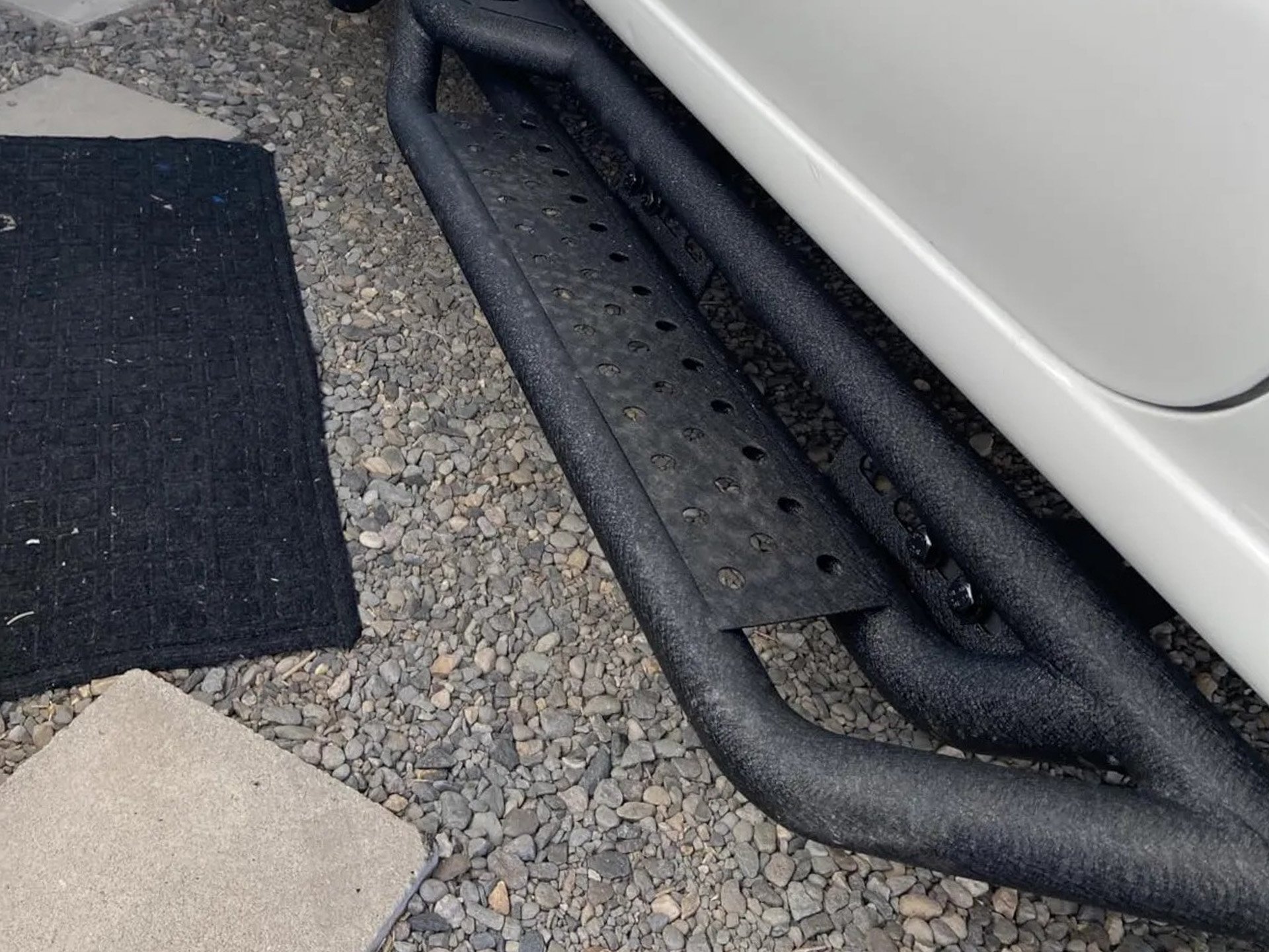 Save 20% on Bolt-On Running Boards for GM Trucks and Jeep Wranglers
