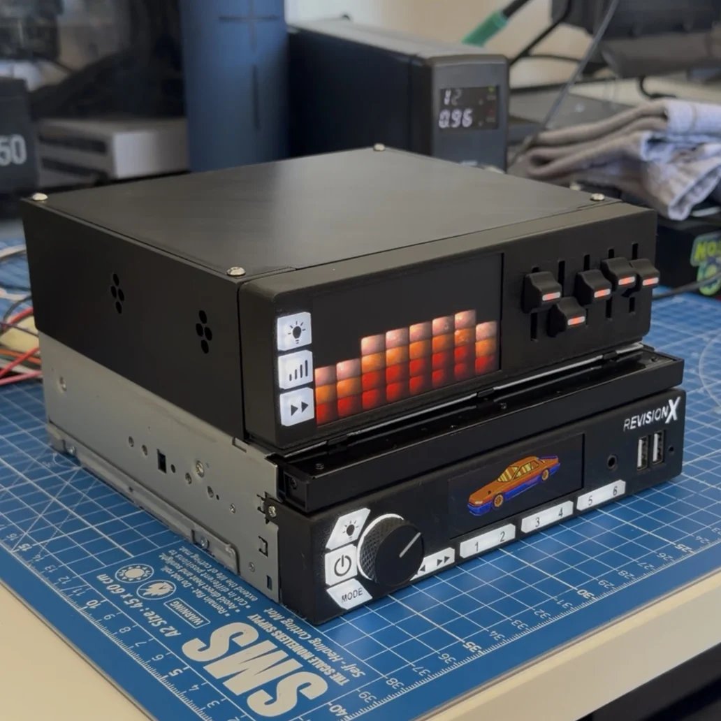 This Guy Invented the Ultimate Old-School Stereo Head Unit With Hidden CarPlay