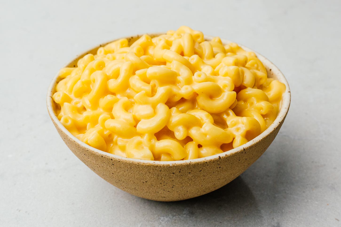 the smoothest velveeta mac and cheese